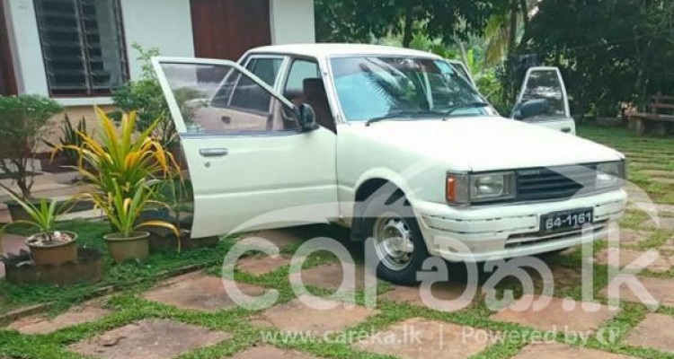 DAIHATSU CHARMANT 1982