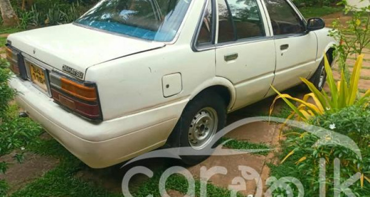DAIHATSU CHARMANT 1982