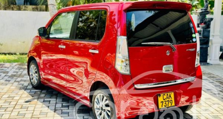 SUZUKI WAGON R STINGRAY 2015