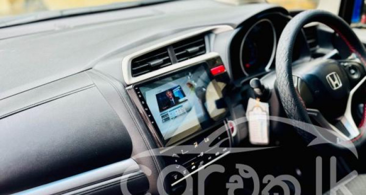 HONDA FIT GP5 2013
