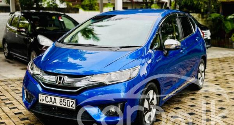 HONDA FIT GP5 2013