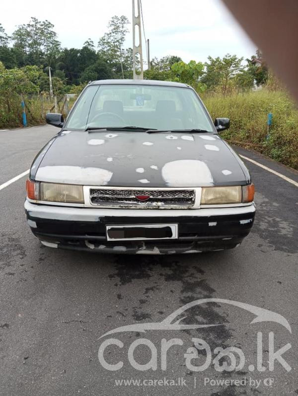 MAZDA FAMILIA 1992