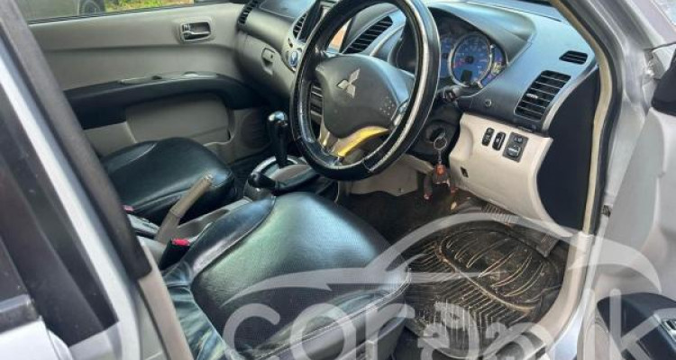 MITSUBISHI L200 2007