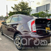 TOYOTA PRIUS 2015