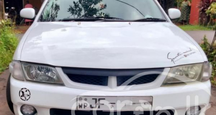 NISSAN WINGROAD 2001