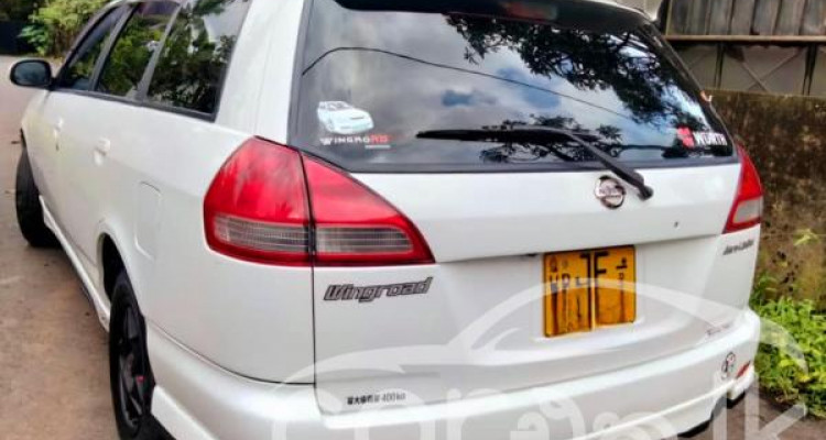NISSAN WINGROAD 2001