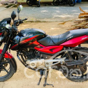 BAJAJ PULSAR 150 2015