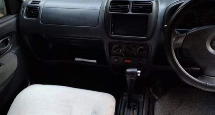 SUZUKI SWIFT 2006
