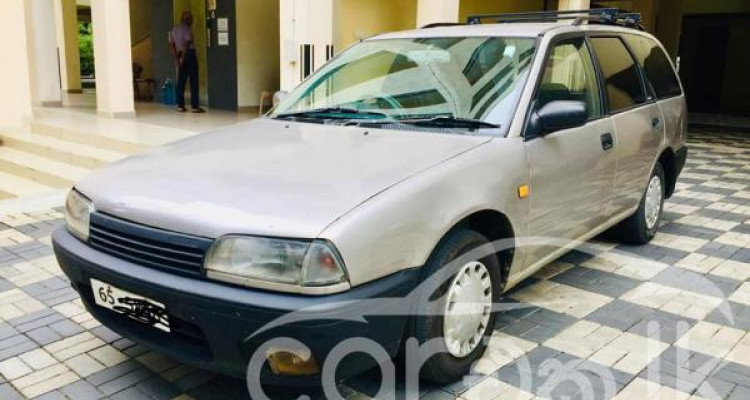 NISSAN AVENIR 1996