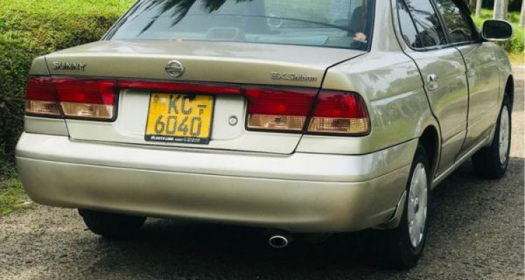 NISSAN SUNNY FB15 2003