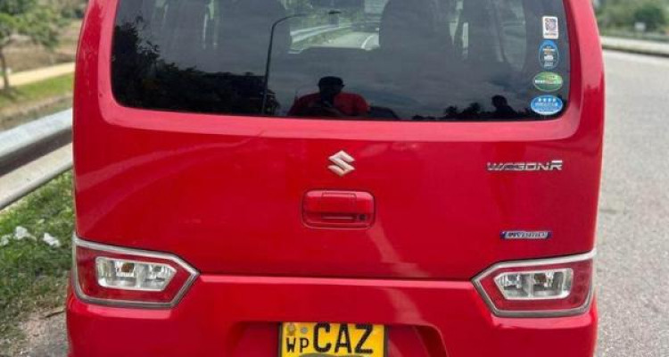 SUZUKI WAGON R FZ 2018