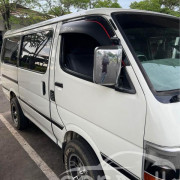 TOYOTA DOLPHIN LH103 1995