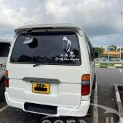 TOYOTA DOLPHIN LH103 1995