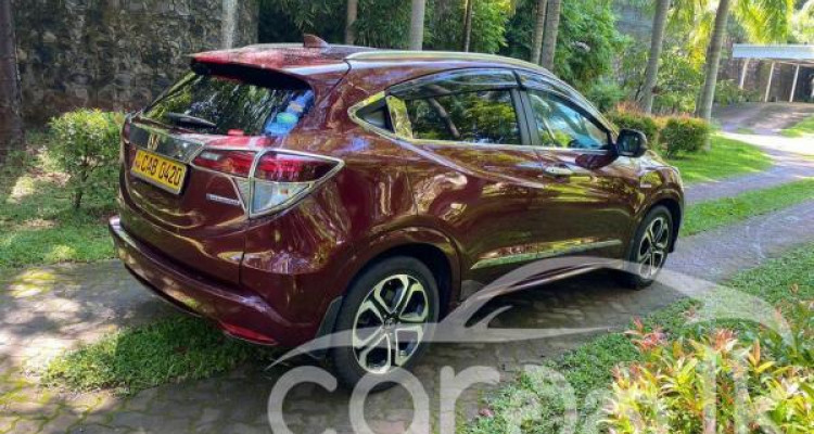 HONDA VEZEL 2014