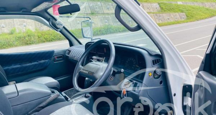 TOYOTA HIACE LH103 1997