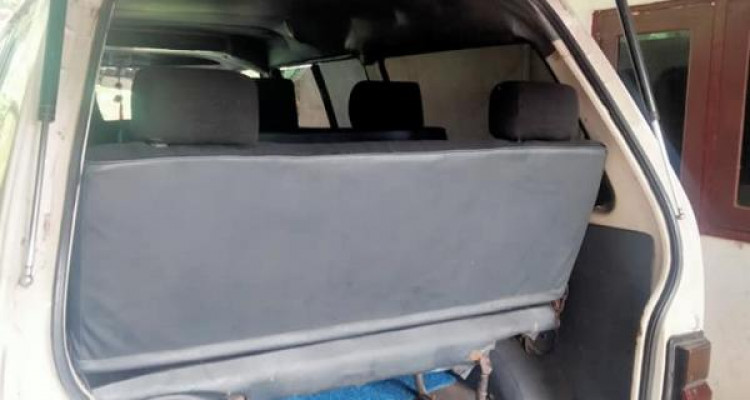 NISSAN LARGO 1990