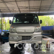 MITSUBISHI MINICAB 2000