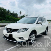 NISSAN X TRAIL 2015