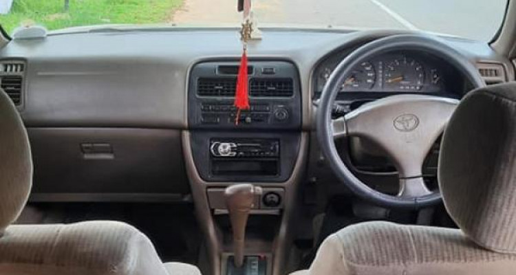 TOYOTA VISTA 1995