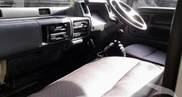 NISSAN ATLAS 1996