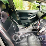 TOYOTA PRIUS 2011