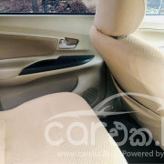 TOYOTA AVANZA 2012