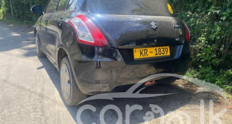 SUZUKI SWIFT 2011