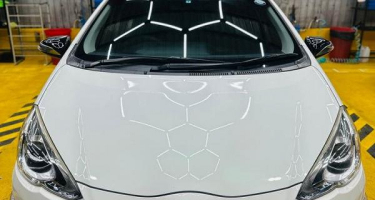 TOYOTA AQUA 2015