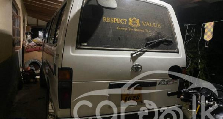 TOYOTA HIACE 1988