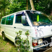 TOYOTA HIACE 1988