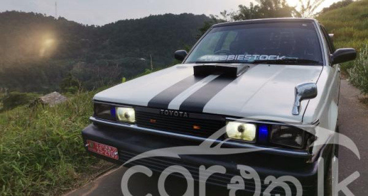 TOYOTA CARINA 1985