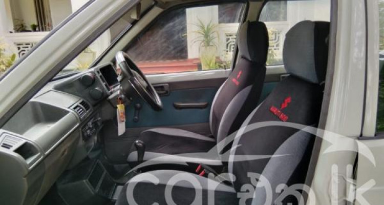 SUZUKI MARUTI 800 2012