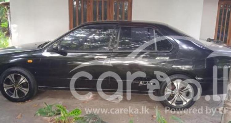 NISSAN BLUEBIRD 1999