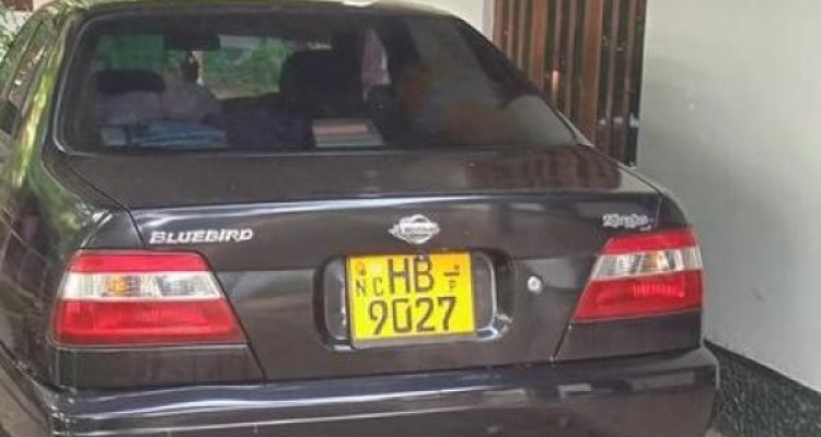 NISSAN BLUEBIRD 1999