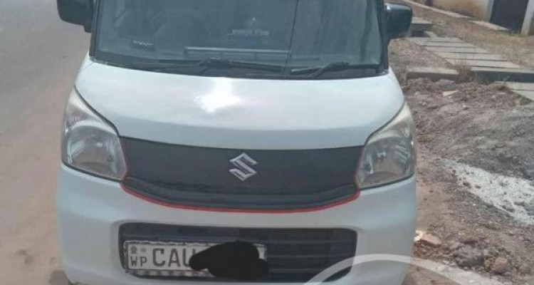 SUZUKI SPACIA 2015