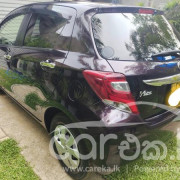 TOYOTA VITZ 2016