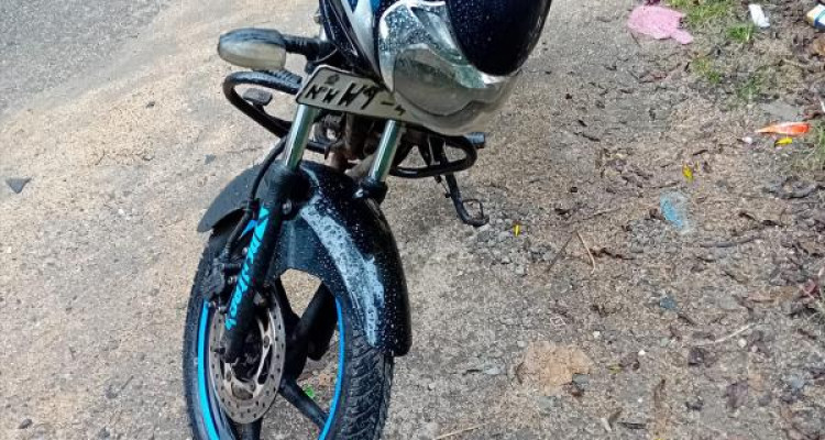 BAJAJ DISCOVER 150 2011