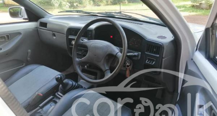 NISSAN AD WAGON 1996