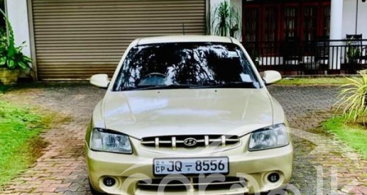 HYUNDAI ACCENT 2001