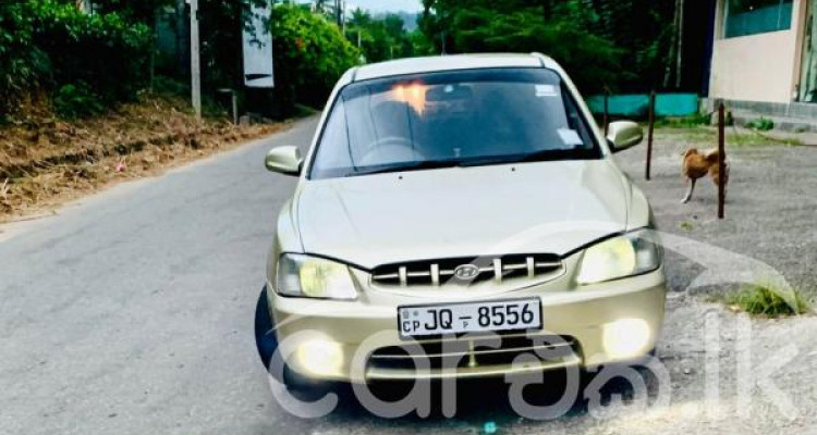 HYUNDAI ACCENT 2001