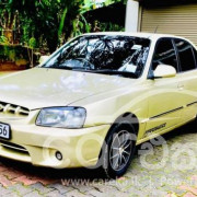 HYUNDAI ACCENT 2001