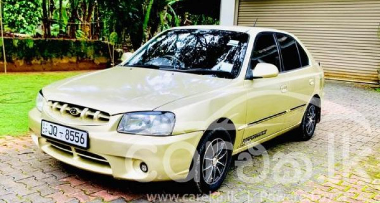 HYUNDAI ACCENT 2001