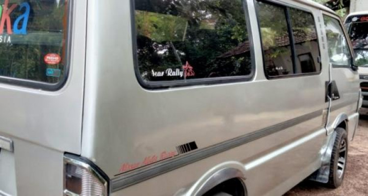 NISSAN VANETTE 1998