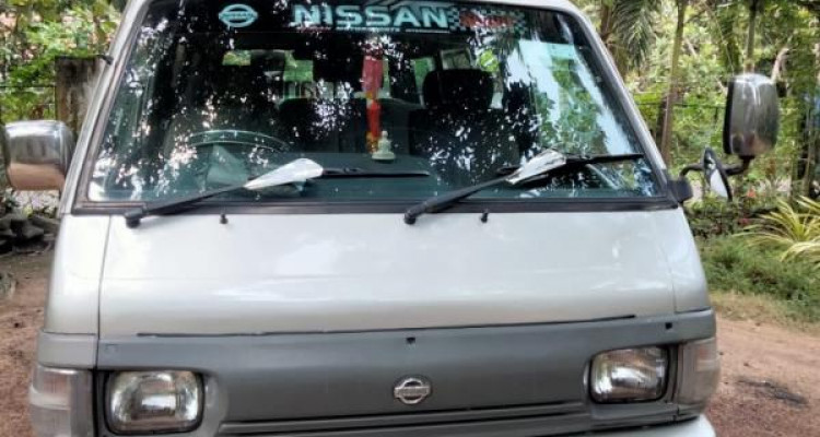 NISSAN VANETTE 1998