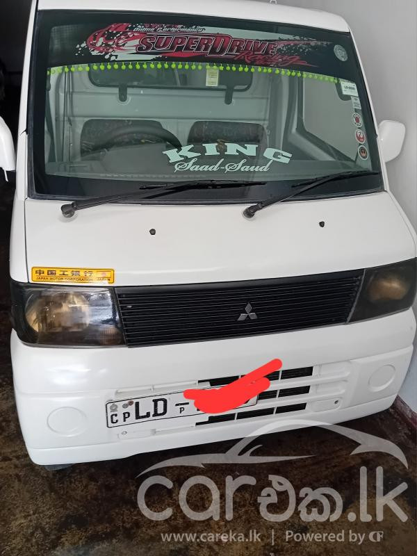 MITSUBISHI MINICAB 2007