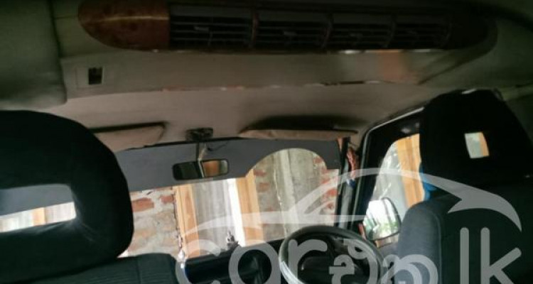 NISSAN VANETTE 2000