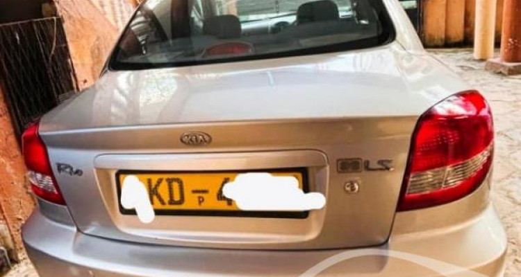 KIA RIO 2003