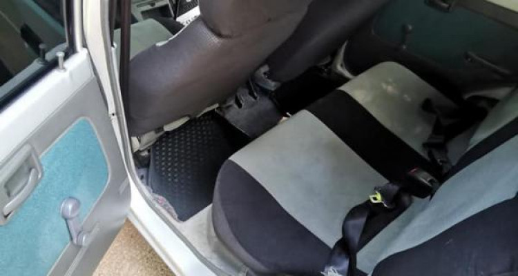 SUZUKI MARUTI 800 2012