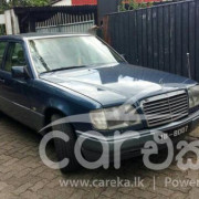 MERCEDES BENZ E200 1993