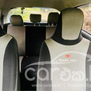 TOYOTA VITZ 2016